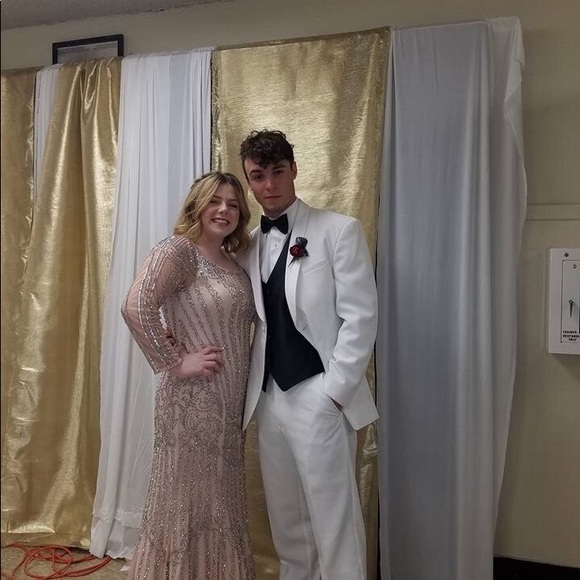 Shail K Prom dress - Picture 3 of 3